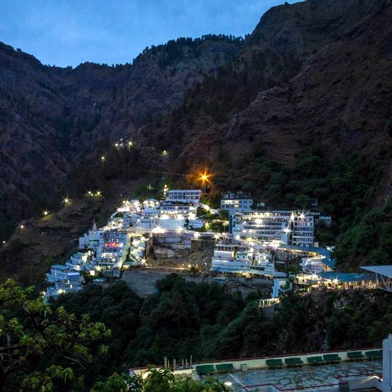 Maa Vaishno Devi Temple Images, Photos and Pictures Free Download